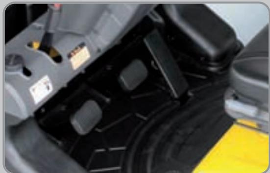 HYUNDAI 20L-7 - Réponse rapide des leviers de commande d'utilisation - 2