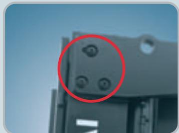 HYUNDAI HDF70-7S - Grand marchepied - 1