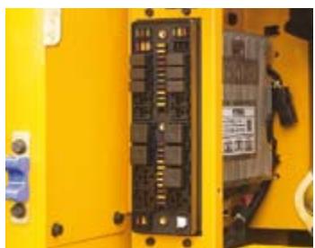 HYUNDAI R140-9 - Allongement des intervalles de remplacement des filtres - 1