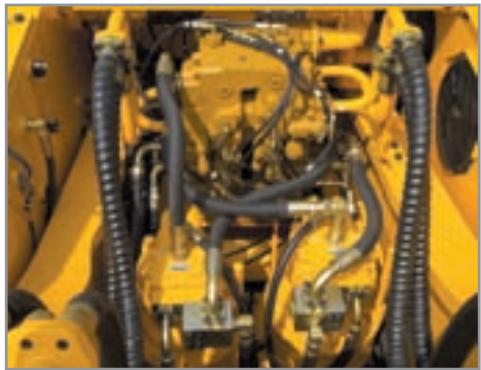 HYUNDAI R500LC-7A - Commande de pivotement puissant et plus précise - 1