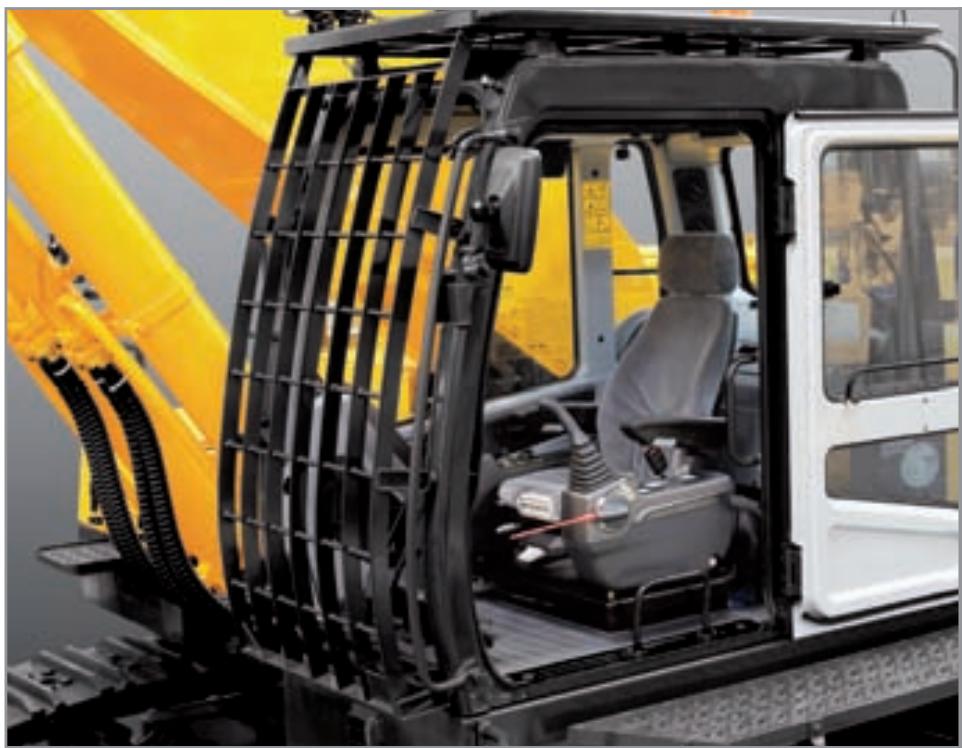 HYUNDAI R800LC-7A - Grande cabine avec une excellente visibilité - 1