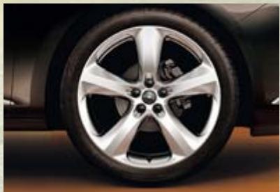 OPEL ASTRA SPORTS TOURER - Espace supplémentaire sous le plancher. - 13