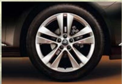OPEL ASTRA SPORTS TOURER - Espace supplémentaire sous le plancher. - 11