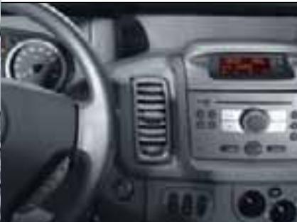 OPEL VIVARO LIFE - Opel Vivaro Life et Vivaro Tour.   Moteurs et sécurité. - 10