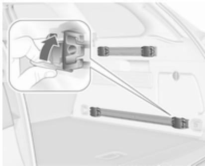 OPEL ASTRA IV - Pose des adaptateurs dans les rails - 1