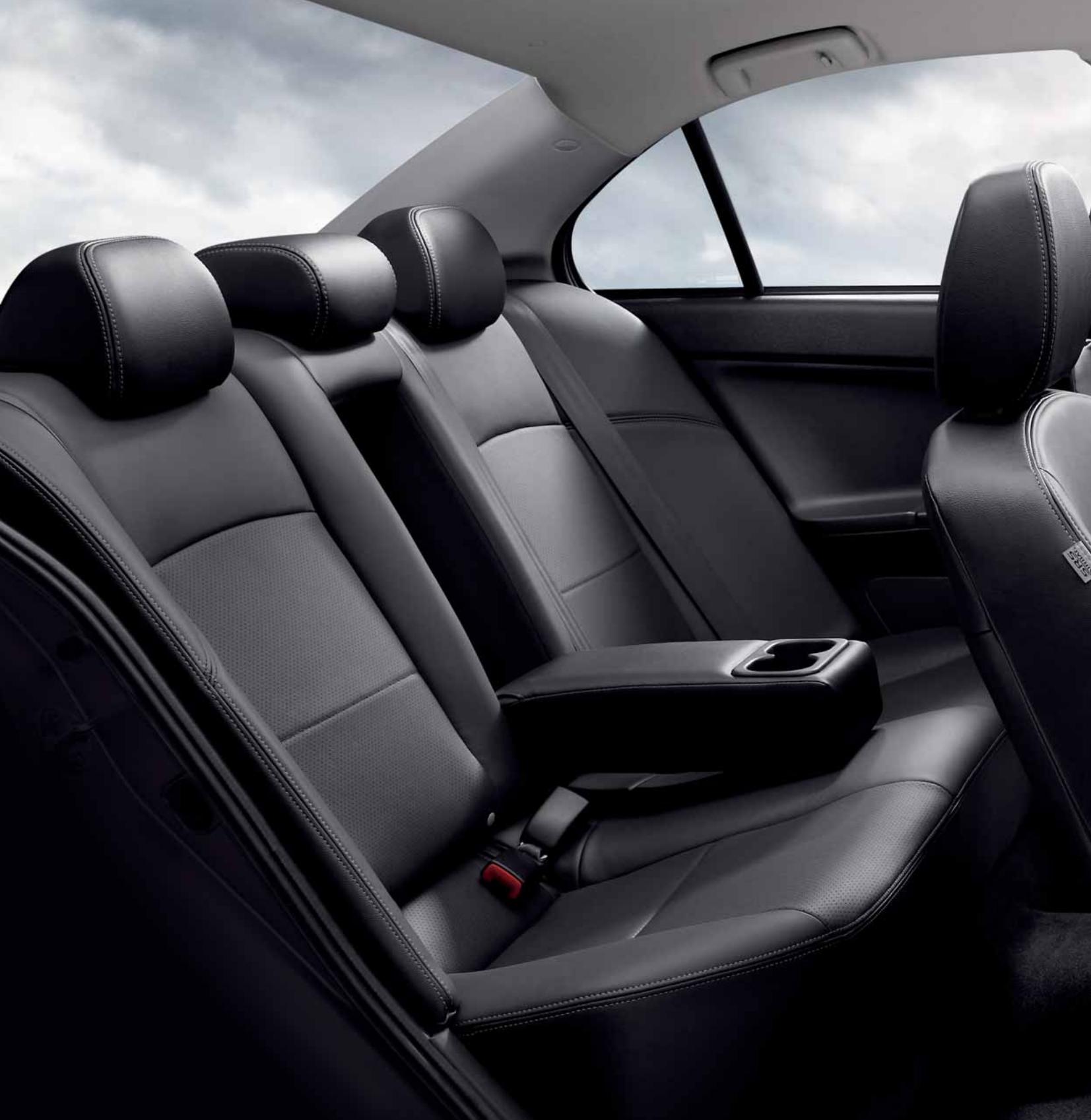 MITSUBISHI LANCER - LE CONTROLE TOTAL - 3