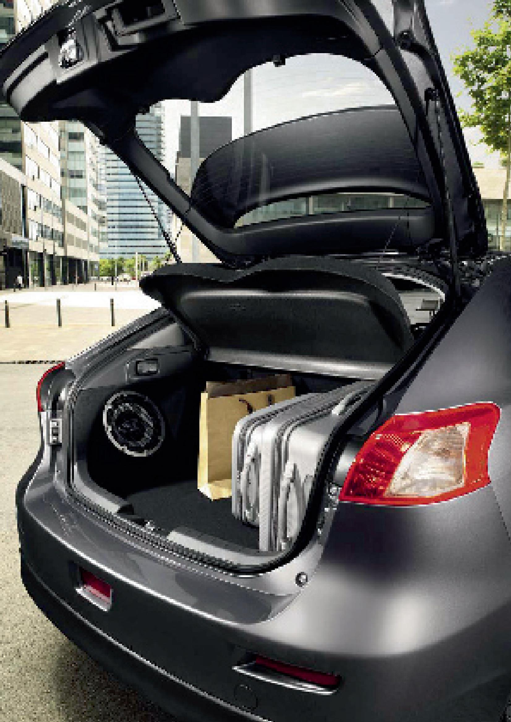 MITSUBISHI LANCER SPORTBACK - DES RANGEMENTS INTELLIGENTS - 3