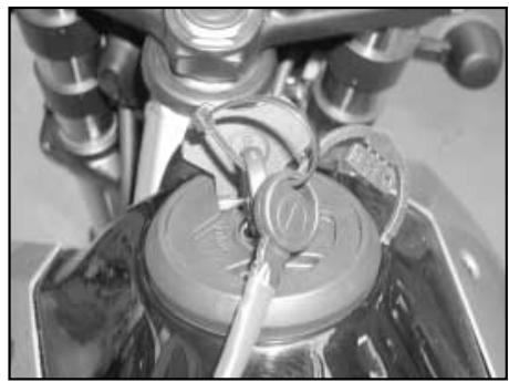 DERBI SENDA BAJA 125 SM - Claves Clefs - 1