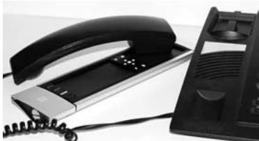ONE FOR ALL URC 8305 - Actualisation de code par téléphone - 1