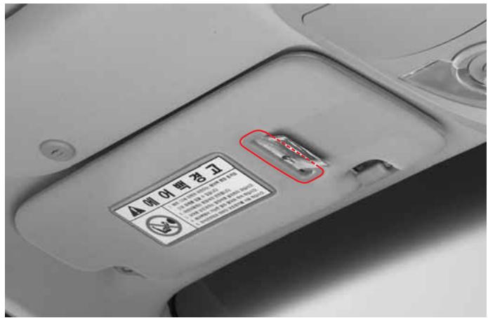 SSANGYONG ACTYON - SUPPORT DE CARTE - 1