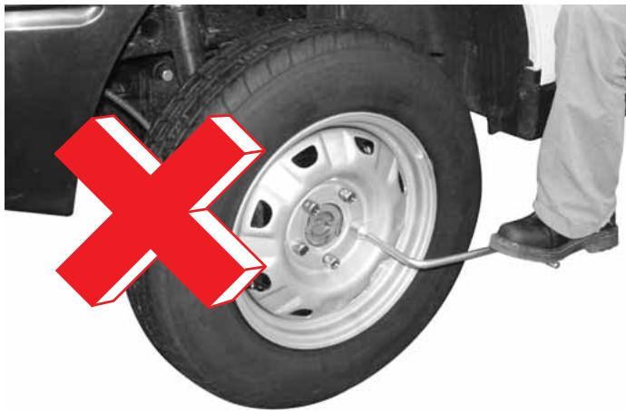 SSANGYONG ACTYON - AVERTISSEMENT - 1