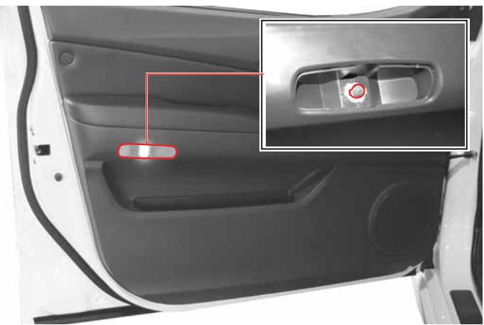 SSANGYONG ACTYON SPORTS - LAMPE DE COURTOISIE DE PORTE - 1
