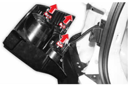 SSANGYONG ACTYON SPORTS - FEUX ARRIERE COMBINES - 2