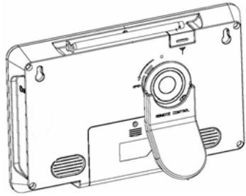 LENCO TFT-1021 - Installation du support - 3