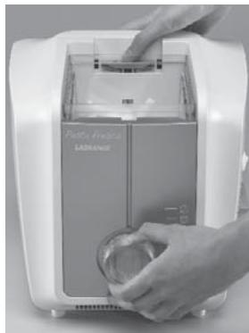 LAGRANGE PATES CREATIV' 429001 - Étape 3 : Débloquer et enlever le couvercle - 1