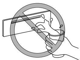 MAZDA 5 - Manipulation du lecteur de disques compacts/changeur de disques compacts dans le tableau de bord - 1