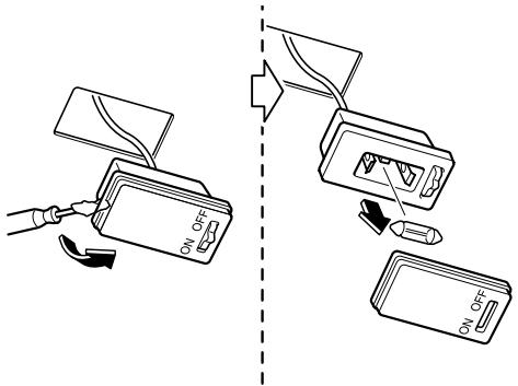 MAZDA 3 - Eclairage de compartmenté à bagages (5 portes) - 2