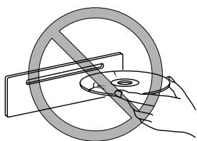 MAZDA 3 - Manipulation du lecteur de disques compacts/changeur de disques compacts dans le tableau de bord - 3