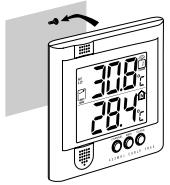 OREGON EMR-899 - UTILISATION DU SOCLE ET DU SUPPORT MURAL - 1