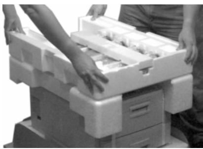 OKI C7200N - Déballez - 3