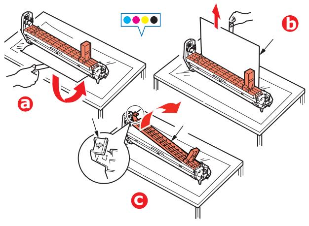 OKI C830DTN - Préparation de la cartouche de tambour d'image - 3