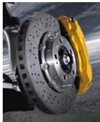 PORSCHE 911 CARRERA - Le Porsche Ceramic Composite Brake (PCCB). - 1
