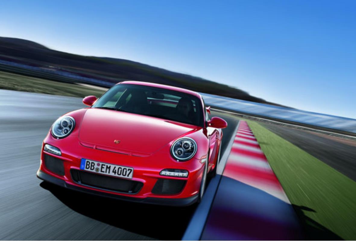 PORSCHE 911 GT3 - Caractéristiques techniques - 1