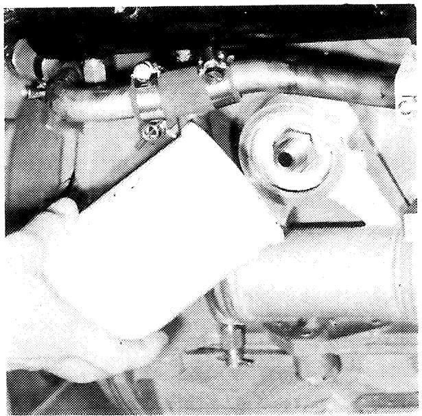 VOLVO AQ 130-250 - Contrôle du niveau d'huile du moteur - 2