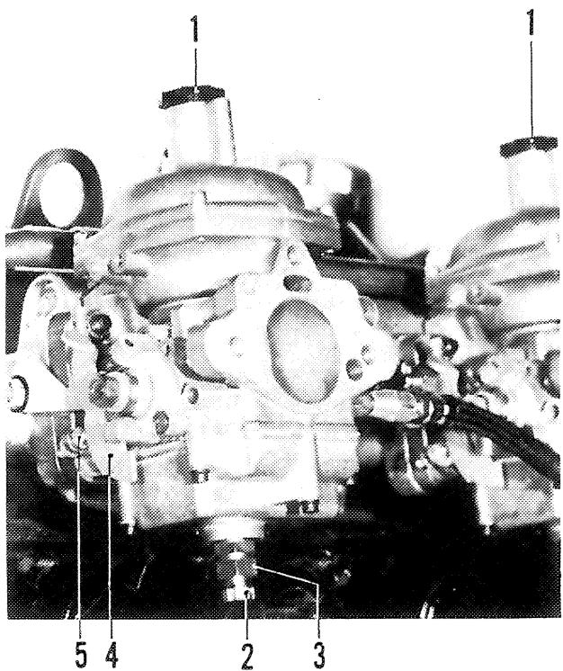 VOLVO AQ 130-250 - Réglage des carburateurs - 1