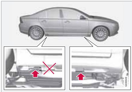 VOLVO S80 - Levage de la voiture - 2