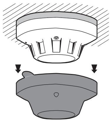 LEGRAND 406 22 - Mise en place du détecteur sur son socle - 3