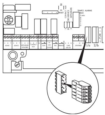 LEGRAND 406 50 - Mise en place des connecteurs de boucle - 1