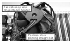 ASROCK H55M - Instalación del ventilador y el disipador de la CPU - 2