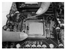 ASROCK 775I65GV - CPU Installation - 12