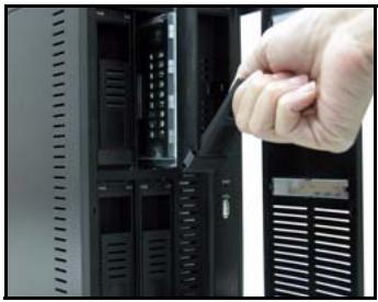 ZYXEL NSA-2401 - Install Hard Drives - 1