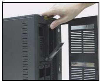 ZYXEL NSA-2401 - Installare i dischi duri - 5
