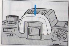 MINOLTA DYNAX 600 SI - ACCESSORIES STANDARD - 2