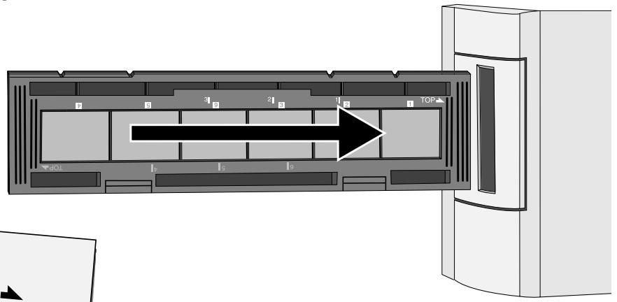MINOLTA DIMAGE SCAN DUAL - Charger et engager le passe-vues - 1