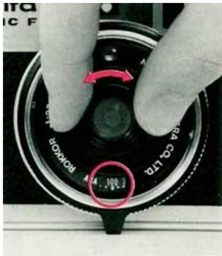 MINOLTA HI-MATIC F - Réglage de la sensibilité du film (ASA/DIN) - 1