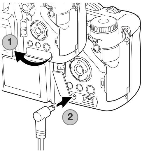 MINOLTA DIMAGE A2 - Alimentations externes (vendues séparément) - 2