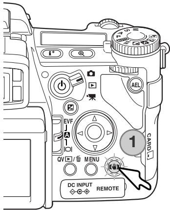 MINOLTA DIMAGE A2 - Portée du flash - fonctionnement automatique - 1