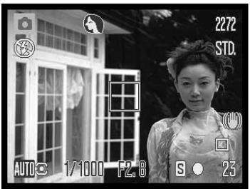 MINOLTA DIMAGE Z3 - Mémorisation de la mise au point - 2