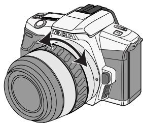 MINOLTA DYNAX 3L - Centrer le sujet dans la zone AF. Avec un zoom, tournier la bague de zooming pour cadre le sujet - 1