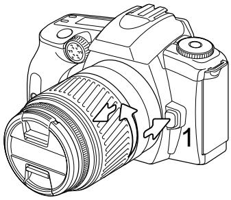 MINOLTA MAXXUM 50 - DÉMONTAGE DE L'OBJECTIF - 1