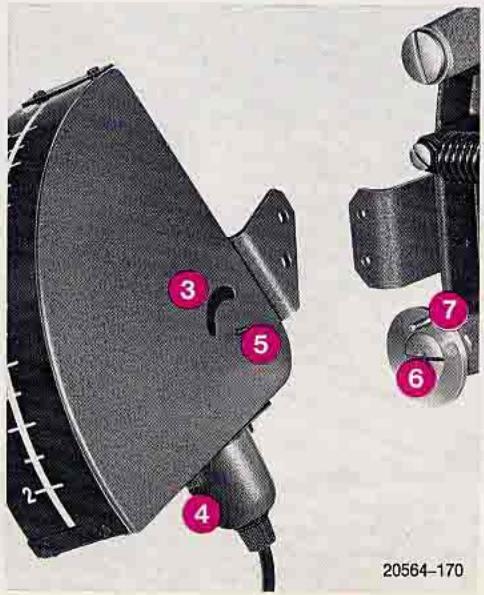 LEICA FOCOMAT IC - Montage de l'indicateur de rapport d'agrandissement - 2