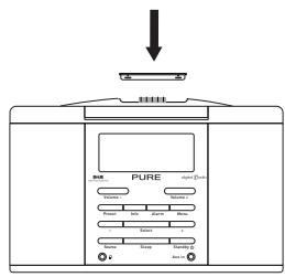 PURE CHRONOS IDOCK SERIES II - Posizionamento dell'iPod/iPhone nel dock - 1