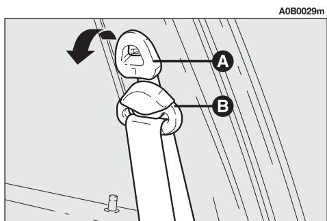 ALFA ROMEO 156 - REGLAGE EN HAUTEUR DES CEINTURES DE SECURITE AVANT ET ARRIERE LATERALES (uniquement versions Sportwagon) - 2