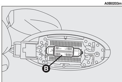ALFA ROMEO 156 - PLAFONNIER ARRIERE CENTRAL (seules versions à tout ouvrant) - 3