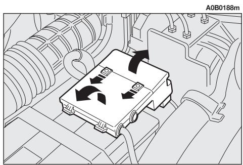 ALFA ROMEO 156 - FUSIBLES ET RELAIS DANS LA CENTRALE (fig. 69) - 1