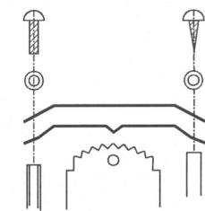 GRAUPNER MX-12 - Keinesfalls Lötstellen auf der Senderplatine mit metallischen Gegenständen berühren! - 2